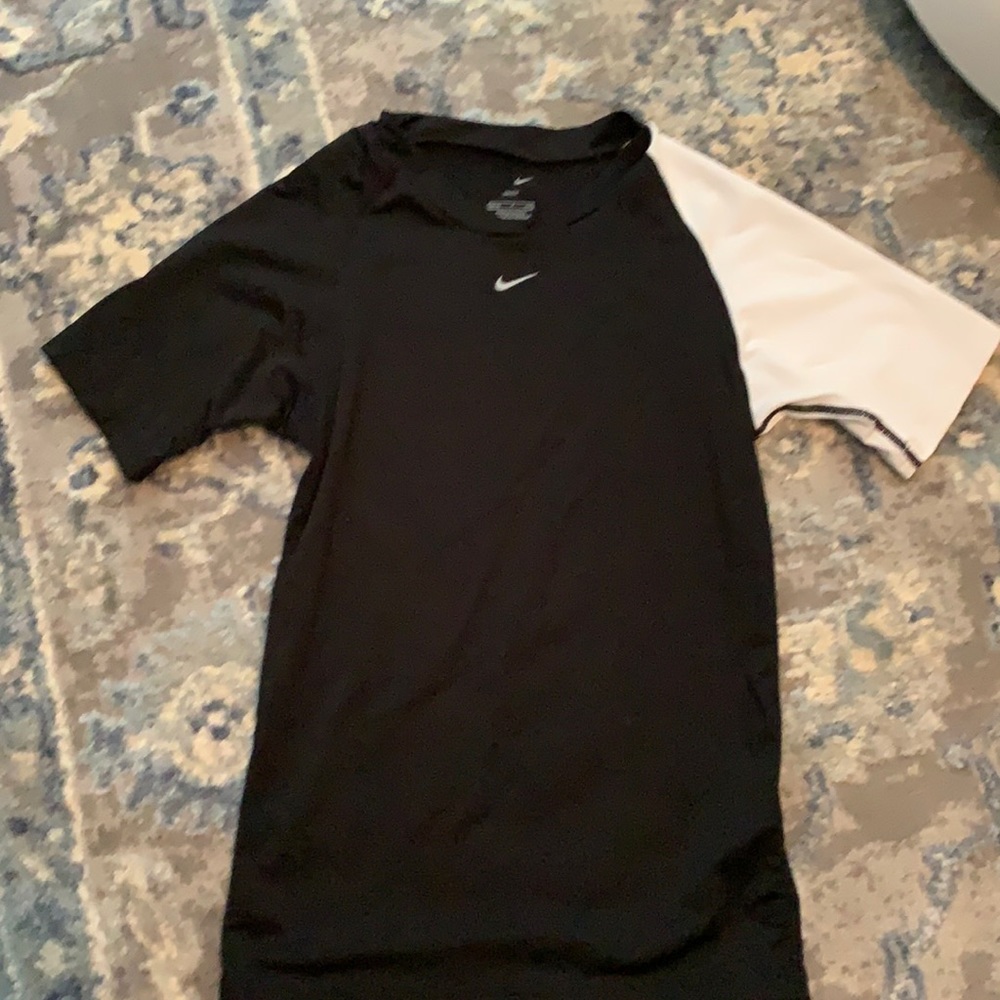 Nike Dry Fit boys shirt.